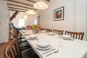 House | Dining - Inviting Farmhouse in 't Zand near Marine Museum (t Zand)