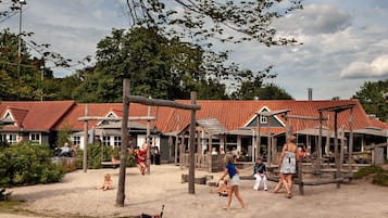 Tent | Children's area