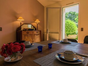 Dining - Cozy Villa in Boissières With Swimming Pool (Boissieres)