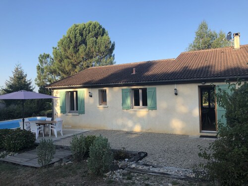 Cozy Villa in Boissières With Swimming Pool
