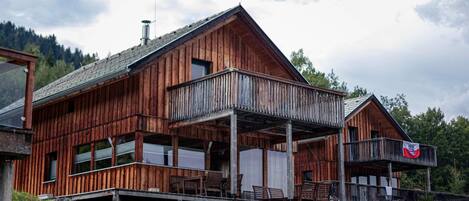 Chalet | Exterior