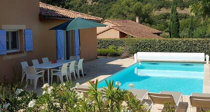 Elegant Villa in Les Mazes With Swimming Pool