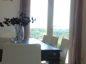 Dining - Single Storey Villa With Private Pool in Mediterranean Ardèche (Vinezac)