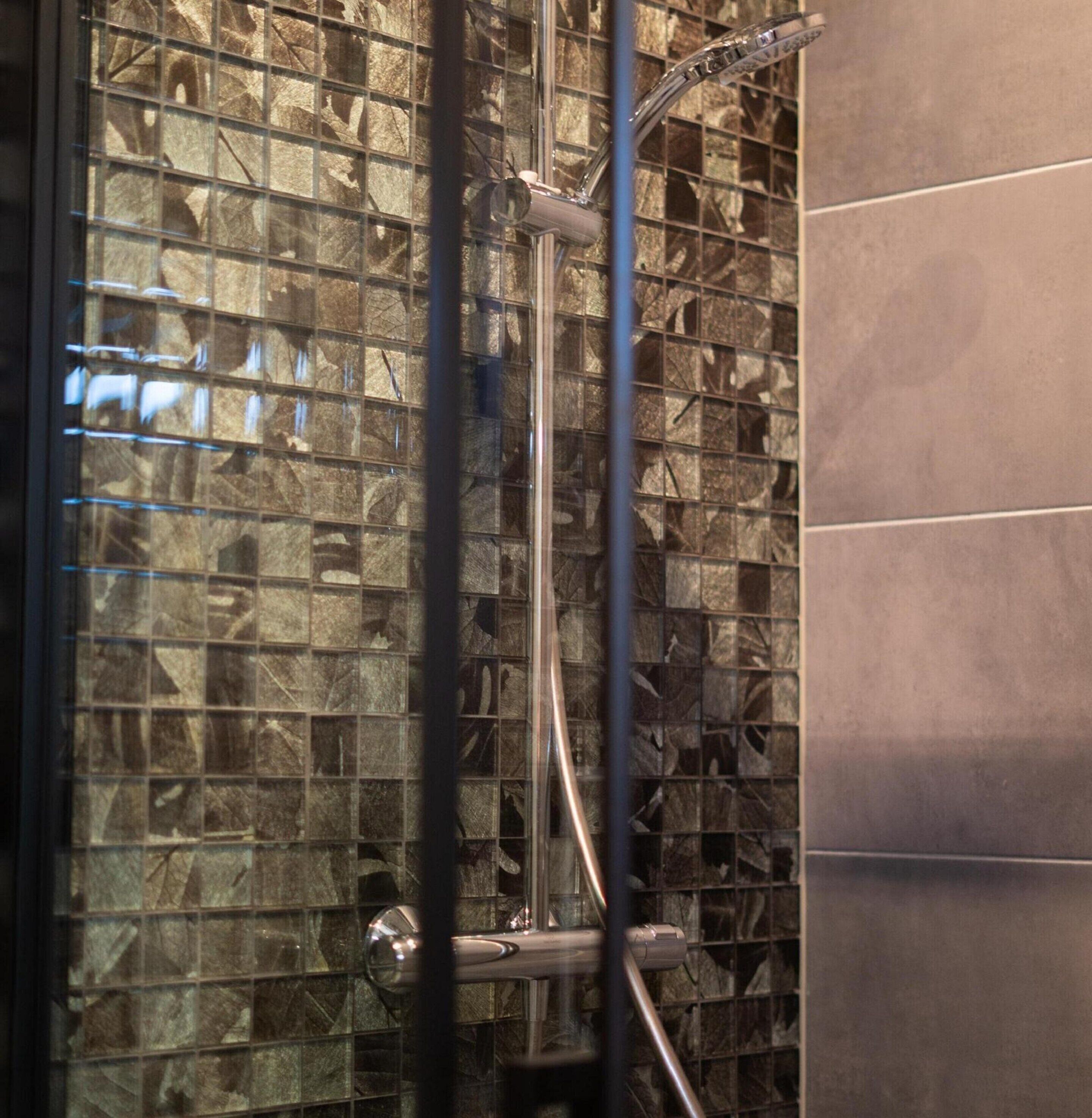 House | Bathroom | Bathtub