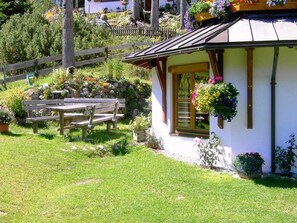 Apartment | Garden - Apartment in Nassfeld Near Ski Slopes (Hermagor-Pressegger See)