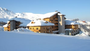 Exterior - Apartment on Plagne Soleil Slopes With Skiing Area Closeby (La Plagne-Tarentaise)
