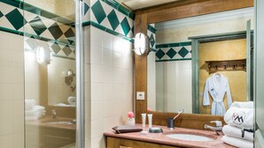 Ảnh chưa phân loại, 3 trong số 33 ảnh, nút