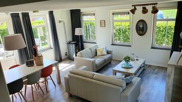 House | Dining