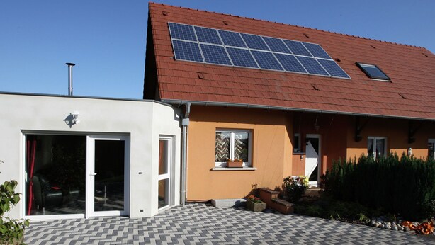Exterior - Modern Holiday Home in Phalsbourg With Heated Pool (Phalsbourg)