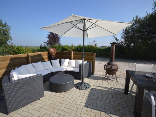 Luxury Accommodation in Drentse Hondsrug With Swimming Pool, Jacuzzi, bar and Plenty of Privacy