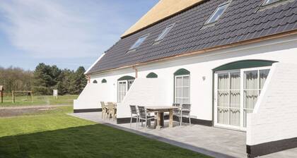 Farmhouse in De Cocksdorp With Private Terrace