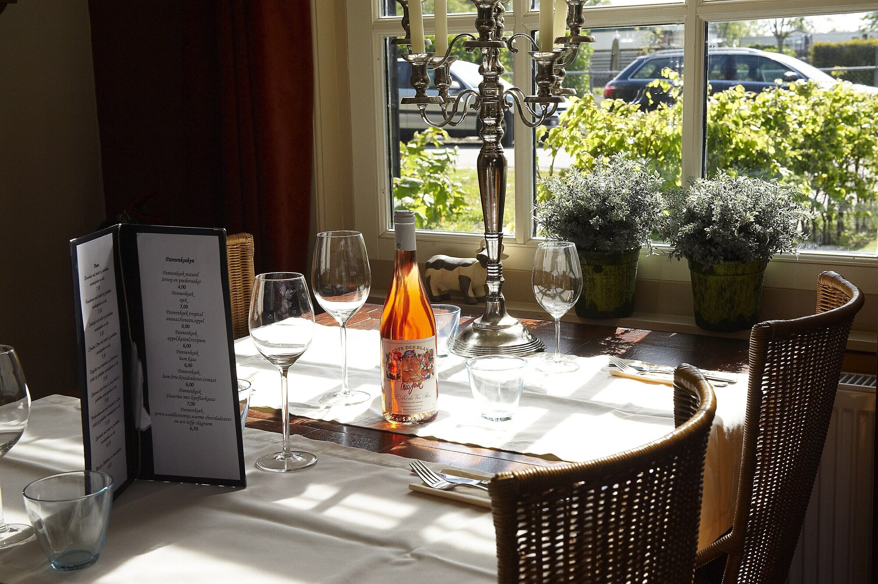 Chalet | Dining