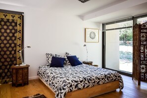 4 bedrooms, individually furnished, iron/ironing board, bed sheets - Holiday Home in Boissieres With Private Pool (Boissieres)
