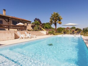 Exterior - Cottage With Porch, Large Private Pool and Spacious Garden (La Roche-Chalais)