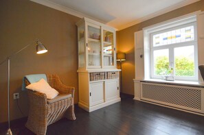 Apartment | Living room - Cozy Apartment in Roasting near Belgian Border (Roosteren)