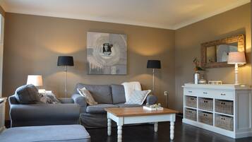 Apartment | Living room