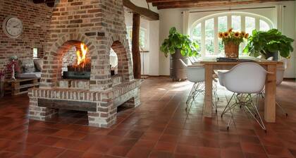 Beautiful and Historical Brabant Farmhouse With Large Garden in the Beautiful Leende