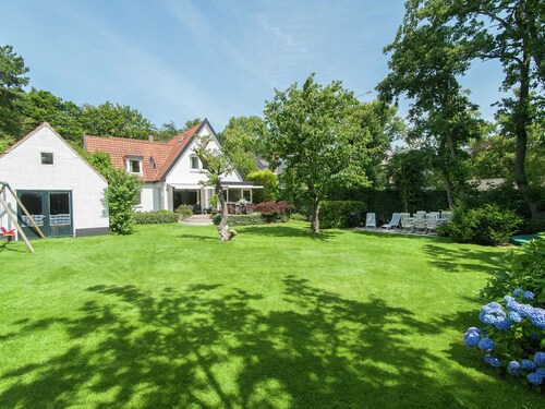 Spacious Villa in Bergen on a Dutch Coast