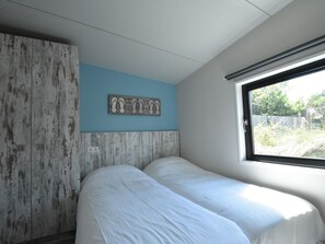 Room amenity - Lovely Holiday Home in Callantsoog near Forest (Callantsoog)