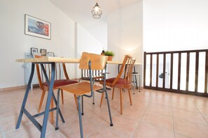 Villa | Dining - Villa in Joyeuse With Private Pool & History (Joyeuse)