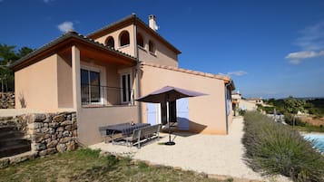 Villa | Exterior
