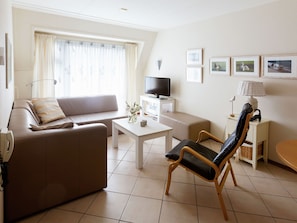 Apartment | Living room