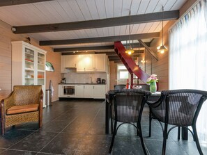 Dining - Picturesque Holiday Home in Oudesluis With Swimming Pool (Oudeslius)