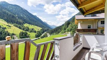 Appartement | Vue depuis lâhĂ©bergement