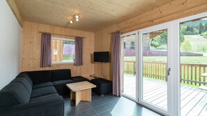 Living room - Chalet With Whirlpool tub (Sankt Georgen am Kreischberg)