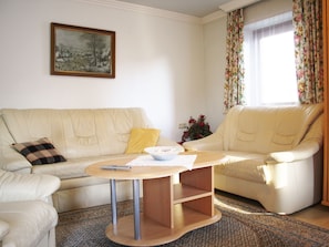 Apartment | Living room
