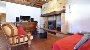 Unclassified image, 5 of 39, button - Vintage Holiday Home in Orliac With Private Pool (Orliac)