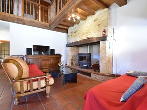 House | Living room - Vintage Holiday Home in Orliac With Private Pool (Orliac)