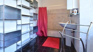 Unclassified image, 4 of 39, button - Vintage Holiday Home in Orliac With Private Pool (Orliac)