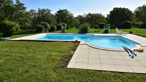 Unclassified image, 2 of 39, button - Vintage Holiday Home in Orliac With Private Pool (Orliac)