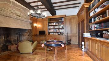 House | Games room