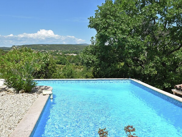 Outdoor pool, a heated pool - Soothing Villa in Belvézet With Swimming Pool (Belvezet)