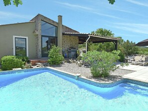 Exterior - Soothing Villa in Belvézet With Swimming Pool (Belvezet)