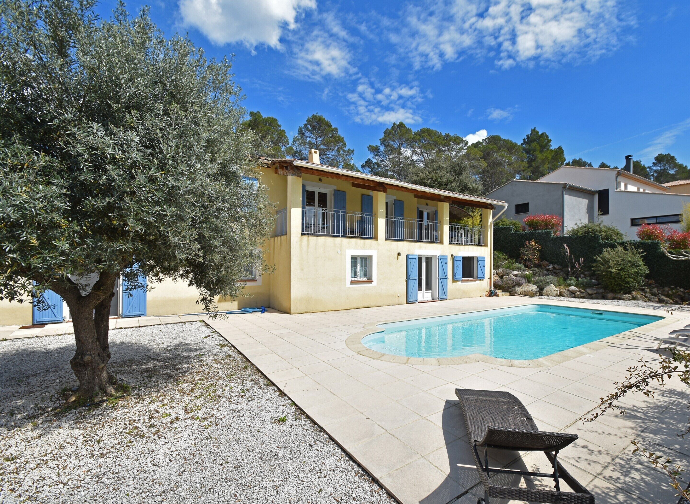 Villa | Exterior