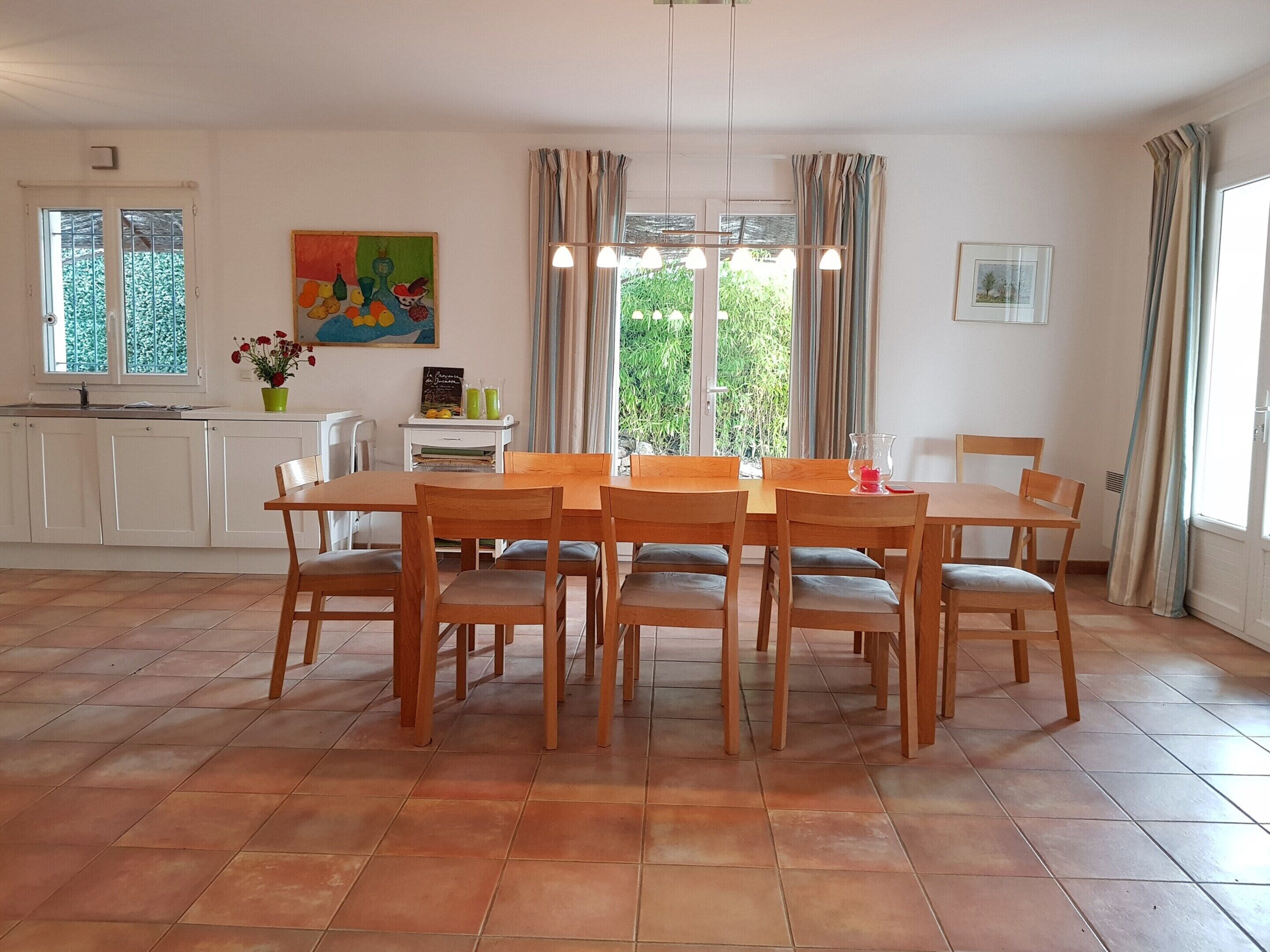 Villa | Dining