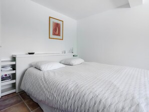 Villa | 5 bedrooms, individually furnished, bed sheets - Villa in Vidauban With Private Pool (Vidauban)