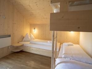 Chalé | 4 quartos, roupa de cama
