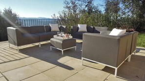 Villa | Balcony - Elegant Villa With Pool, Cabris (Cabris)