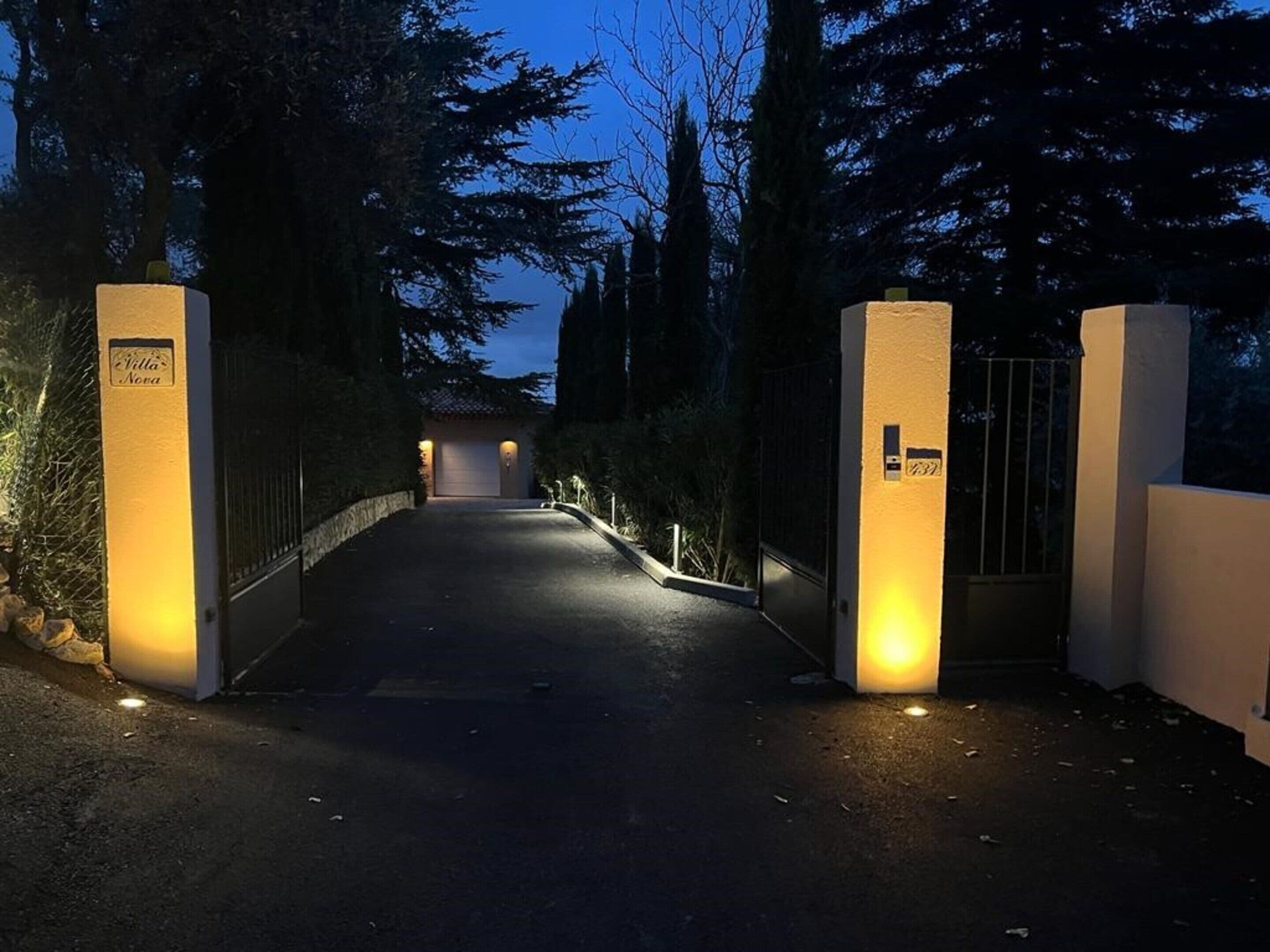 Villa | Garden