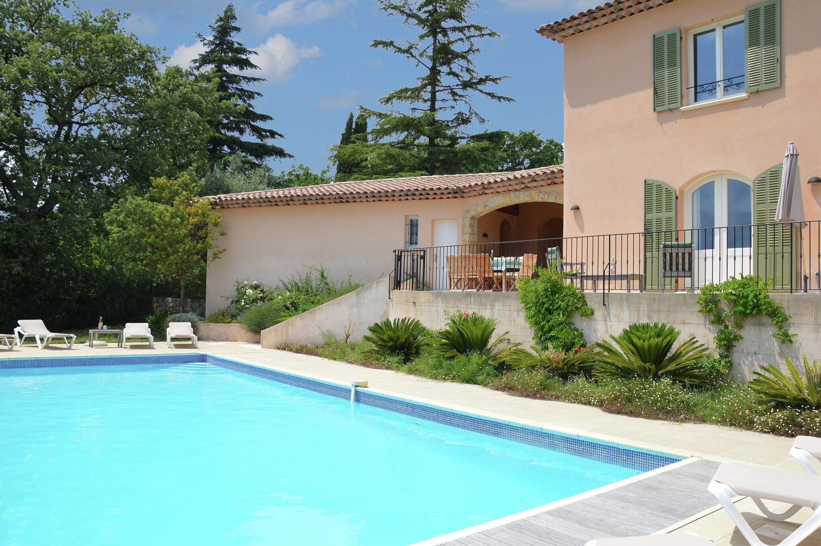 Villa | Exterior