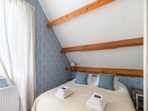 House - Authentic Mansion in Deil near Lake (Deil)