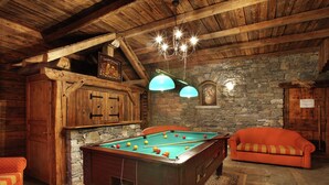 Reception - Snug Apartment With Balcony Located in the Lively Arc 2000 (Bourg-Saint-Maurice)