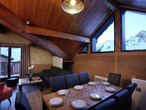 Dining - Snug Apartment With Balcony Located in the Lively Arc 2000 (Bourg-Saint-Maurice)