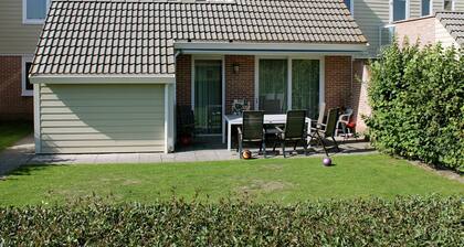 Holiday Home With Roof Terrace at Veerse Meer