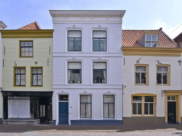 House | Exterior