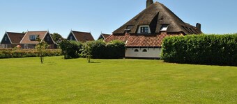 Farmhouse Lodge in Texel Near the Dyke